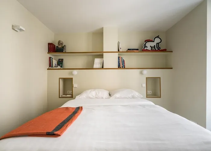 Elegant And Modern Parisian Charm